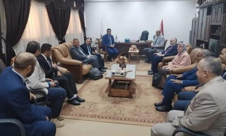 السويس